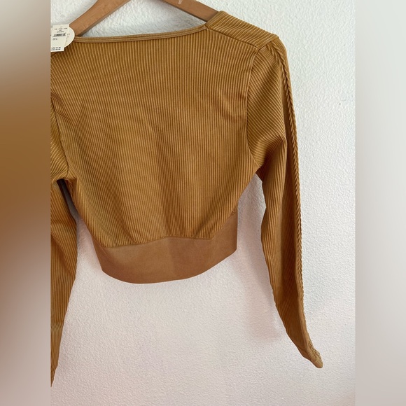 Aerie Offline Seamless Cable Cropped Compression Stonewash Brown Top L - Picture 11 of 13